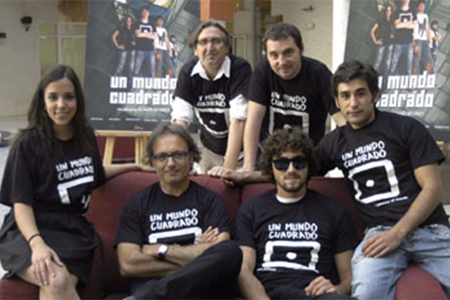 UnMundoCuadradoFondoP