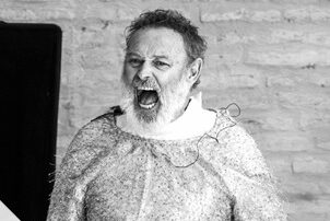 GALILEO GALILEI es… PABLO CARBONELL. 2